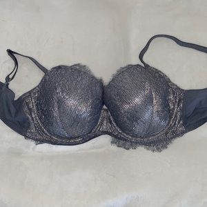 Victoria’s Secret silver lace bra 34DDD